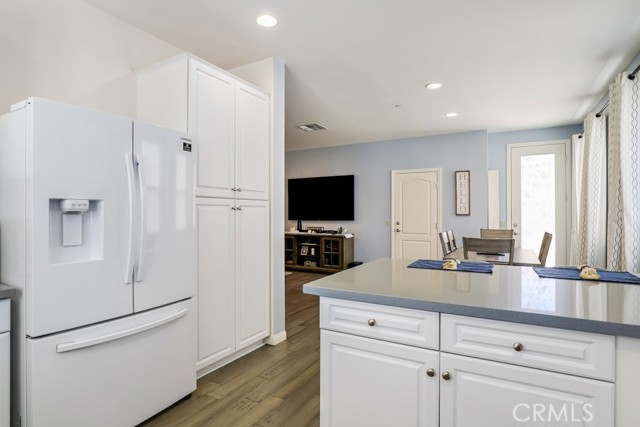 Detail Gallery Image 14 of 54 For 5882 Ginger Dr, Corona,  CA 92880 - 3 Beds | 2/1 Baths