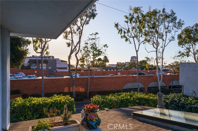 Image 2 for 510 Glenneyre St, Laguna Beach, CA 92651