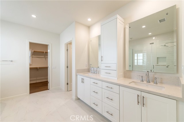 Detail Gallery Image 23 of 41 For 112 Anthem, Irvine,  CA 92618 - 4 Beds | 4/1 Baths