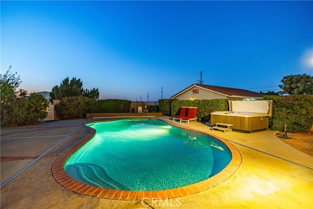 Detail Gallery Image 7 of 69 For 40809 20th St, Palmdale,  CA 93551 - 5 Beds | 2/1 Baths