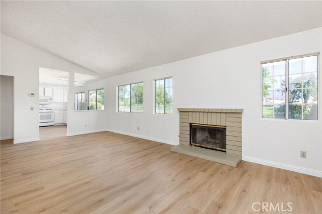 5401 W Palmer Drive, Banning CA: https://media.crmls.org/medias/19f49fe7-b9b6-4d01-a06e-eb67e8ccec71.jpg
