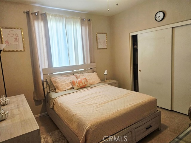 Detail Gallery Image 15 of 39 For 14630 Hondo Dr, Victorville,  CA 92394 - 4 Beds | 3 Baths