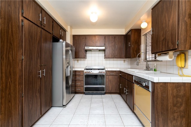 13143 Crowley Street, Arleta CA: https://media.crmls.org/medias/19f5e5bf-70d8-4914-940f-7fc452e9492d.jpg