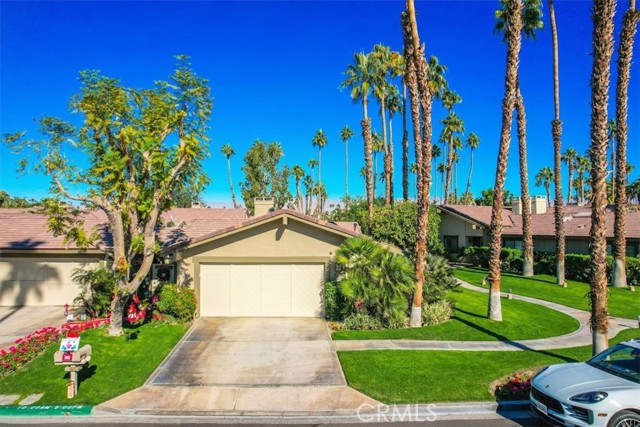 Detail Gallery Image 3 of 40 For 278 Green Mountain Dr, Palm Desert,  CA 92211 - 2 Beds | 2 Baths