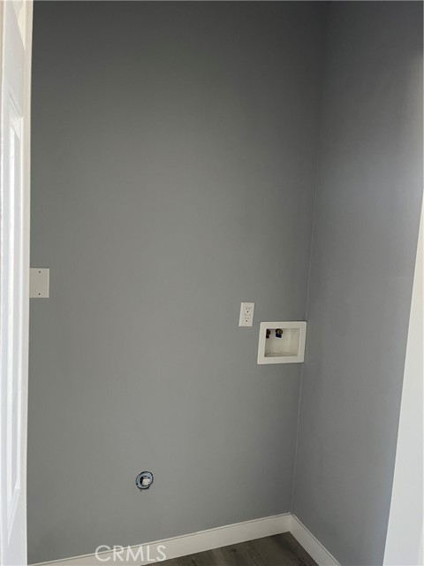 Detail Gallery Image 2 of 6 For 1215 W 104th, Los Angeles,  CA 90044 - 2 Beds | 1 Baths