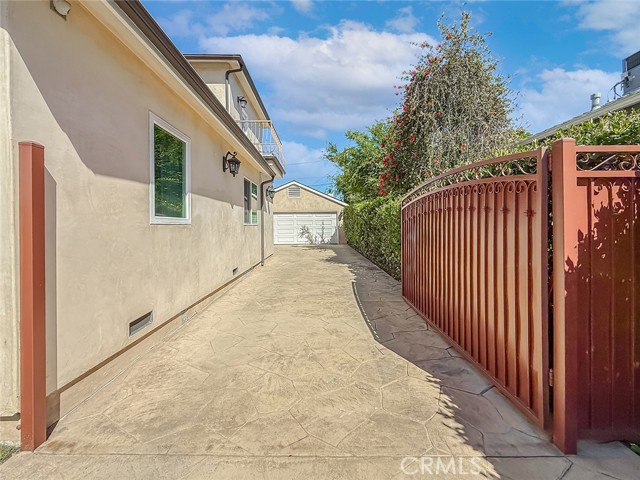 Detail Gallery Image 54 of 58 For 5960 Balcom, Encino,  CA 91316 - 4 Beds | 4 Baths