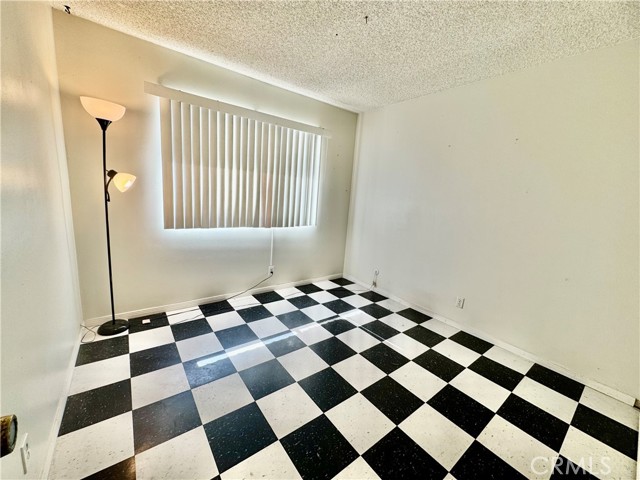1382 Via Santiago, Corona CA: https://media.crmls.org/medias/19f7c6f6-8e9e-48d7-9f07-34ef964f1130.jpg