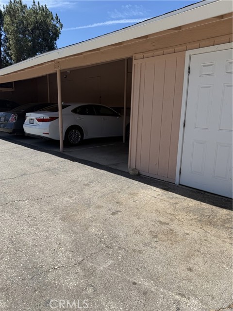 2 Bed Home for Sale in Newhall, California
