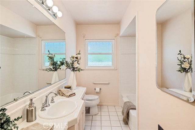 4501 Paseo De Las Tortugas, Torrance CA: https://media.crmls.org/medias/19f95c78-2c76-4aab-9289-36356edd12e9.jpg