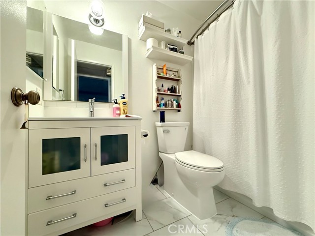 Detail Gallery Image 11 of 22 For 4107 Summertime Ln, Culver City,  CA 90230 - 1 Beds | 1 Baths