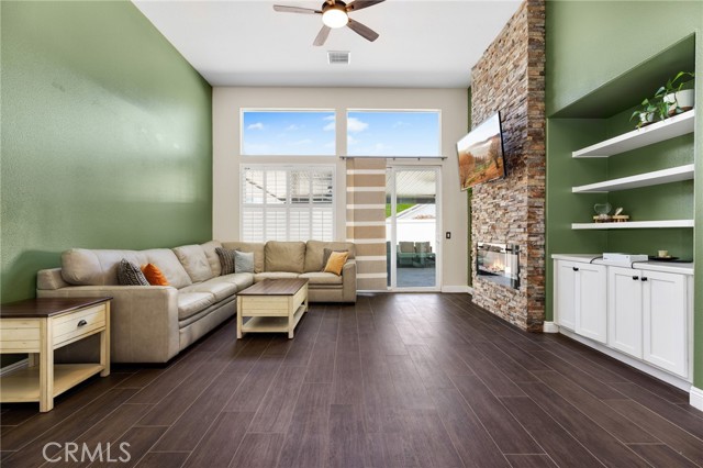 Detail Gallery Image 16 of 41 For 27100 Early Dawn Rd, Menifee,  CA 92584 - 4 Beds | 2 Baths