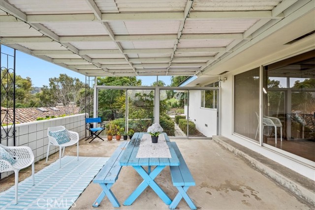 4510 Marloma Drive, Rolling Hills Estates, California 90274, 3 Bedrooms Bedrooms, ,2 BathroomsBathrooms,Residential,Sold,Marloma,PV23004399