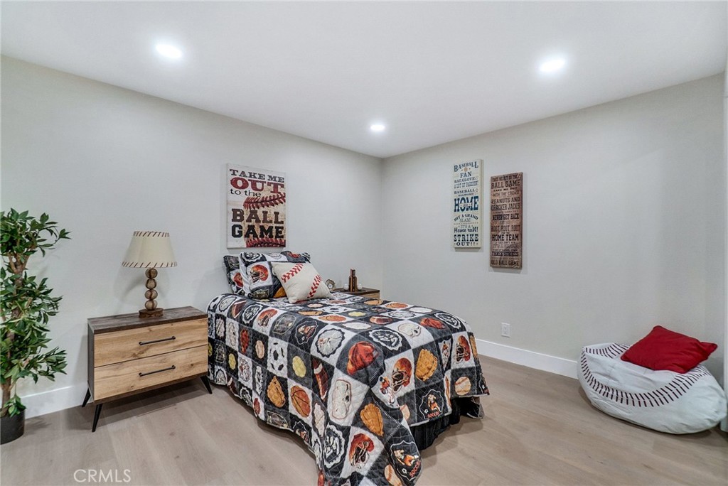 MLS #OC25260184 image #48