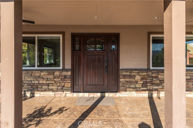 30300 Live Oak Canyon Road, Redlands CA: https://media.crmls.org/medias/19fd0336-feae-4b74-831b-07291c438d30.jpg