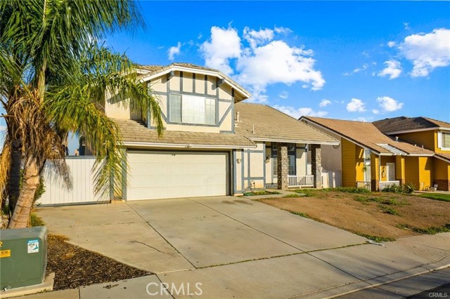Detail Gallery Image 2 of 9 For 350 Avenue 9, Lake Elsinore,  CA 92530 - 4 Beds | 2/1 Baths