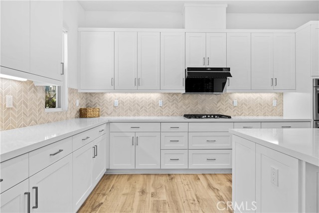 Detail Gallery Image 6 of 60 For 102 Yugen, Irvine,  CA 92618 - 4 Beds | 3/1 Baths