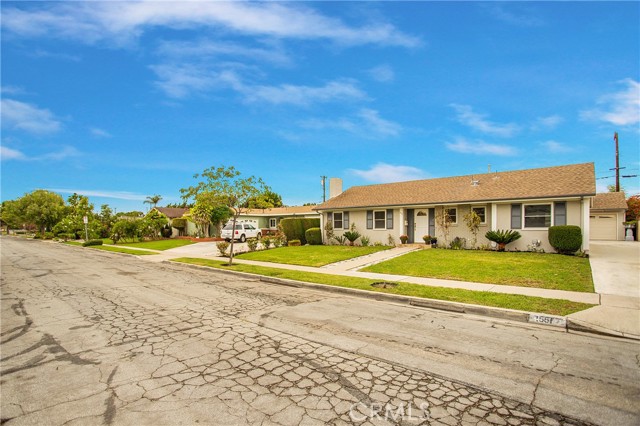 Image 3 for 1551 W Beacon Ave, Anaheim, CA 92802