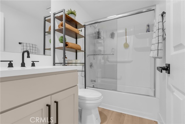 Detail Gallery Image 28 of 51 For 9888 Trinity, Oak Hills,  CA 92344 - 6 Beds | 2 Baths