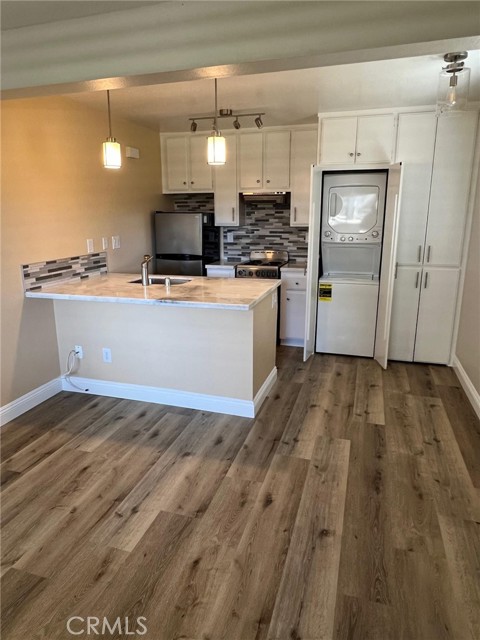 3715 Country Oaks, Ontario CA: https://media.crmls.org/medias/19ff716c-a058-42c1-a708-e6160ac7745a.jpg