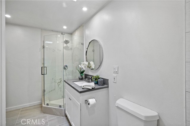Detail Gallery Image 17 of 39 For 4647 Willis Ave #306,  Sherman Oaks,  CA 91403 - 2 Beds | 1 Baths