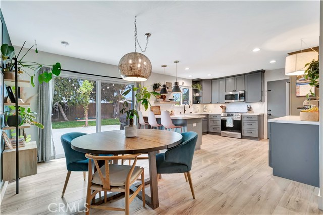 Detail Gallery Image 9 of 21 For 2447 Young Ave, Thousand Oaks,  CA 91360 - 4 Beds | 2 Baths