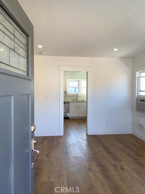 Detail Gallery Image 2 of 24 For 284 W Harrison Ave, Ventura,  CA 93001 - 3 Beds | 1 Baths