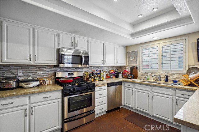 Detail Gallery Image 15 of 42 For 541 W 23rd St #4,  San Pedro,  CA 90731 - 3 Beds | 2/1 Baths