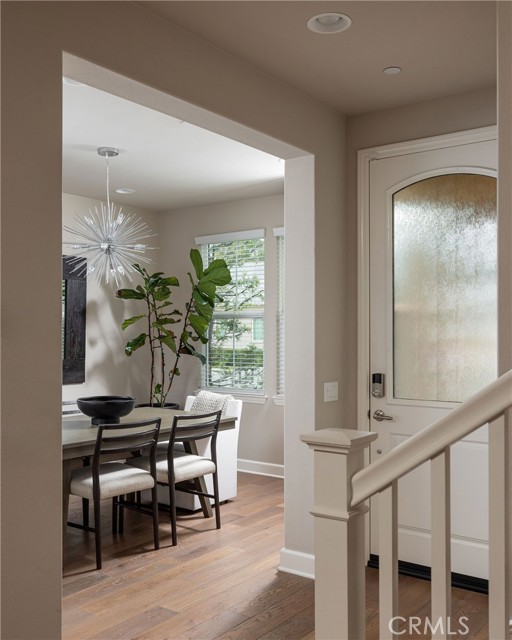 Detail Gallery Image 13 of 32 For 135 Walnut St, Costa Mesa,  CA 92627 - 4 Beds | 3 Baths