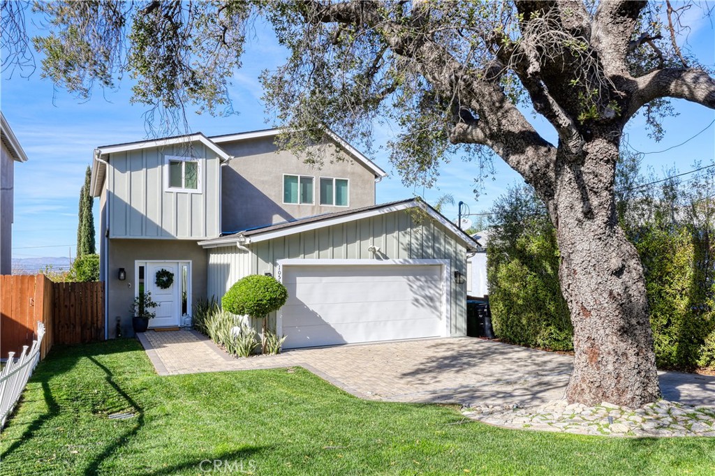 10559 Las Lunitas Avenue