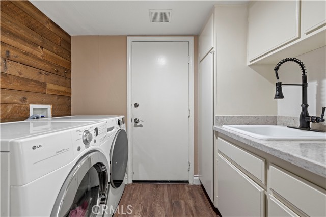 Detail Gallery Image 25 of 58 For 28711 Howard Marrie Ct, Saugus,  CA 91390 - 4 Beds | 3 Baths