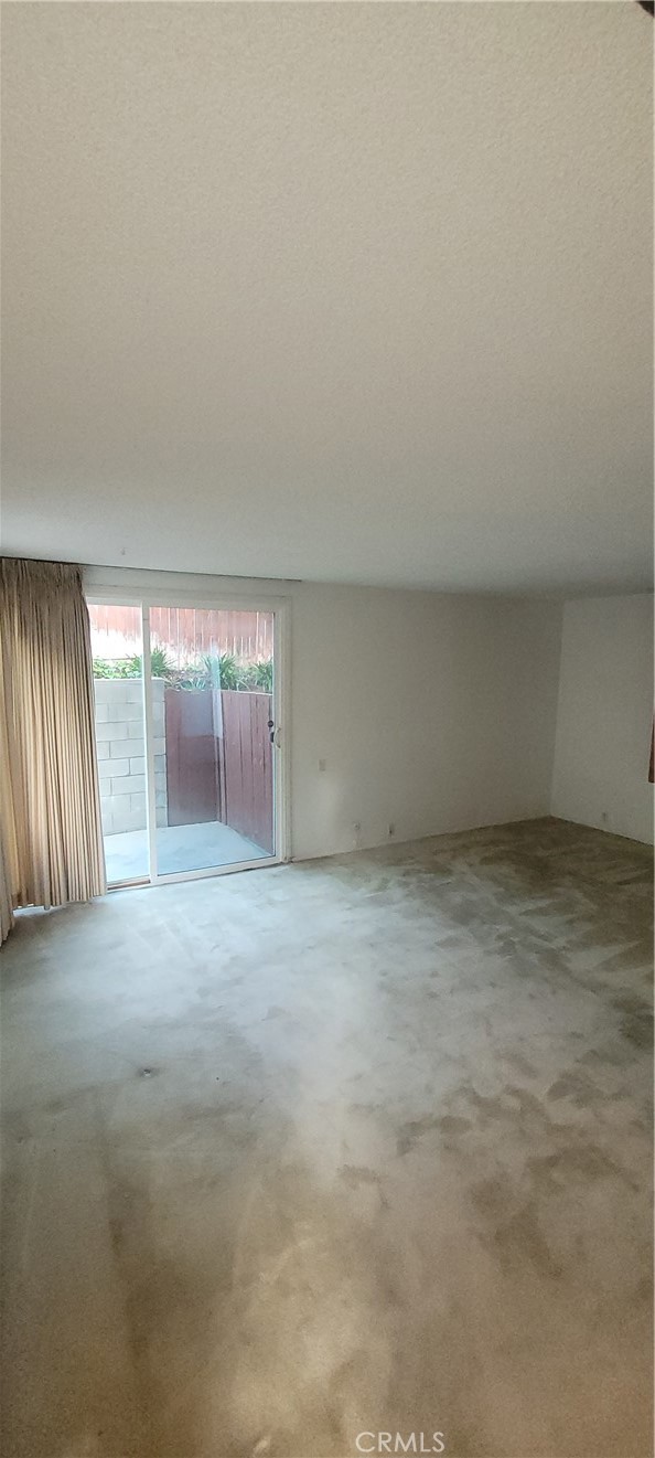 5519 S La Cienega S Boulevard, Los Angeles CA: https://media.crmls.org/medias/1a01e0fd-9ef4-4b8d-a875-b51034be8d71.jpg