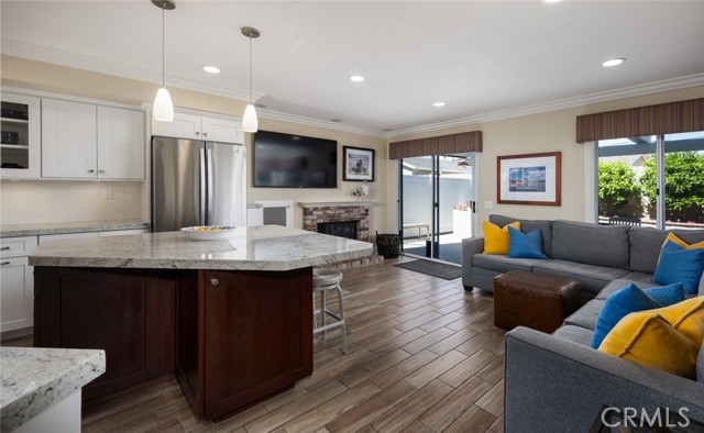 Detail Gallery Image 11 of 34 For 13882 Berrington Ct, North Tustin,  CA 92705 - 3 Beds | 2/1 Baths