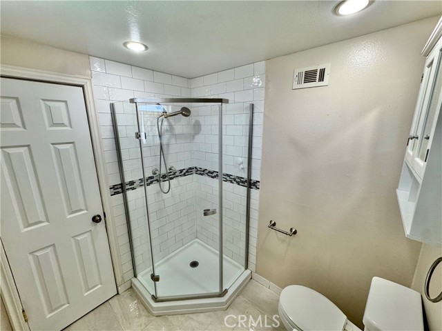 3425 Clifton Avenue, Highland CA: https://media.crmls.org/medias/1a03e24d-d5ec-4f1c-92ee-159abcbf4e00.jpg