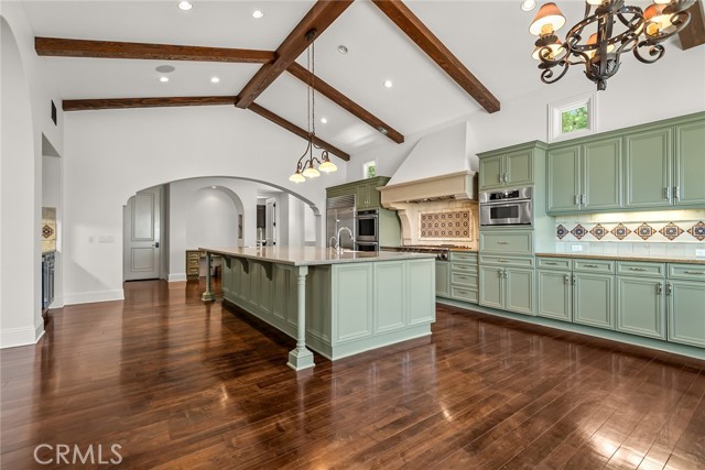25551 Prado De Las Flores, Calabasas CA: https://media.crmls.org/medias/1a049f25-c57a-4480-a64f-1e6ad2dac320.jpg