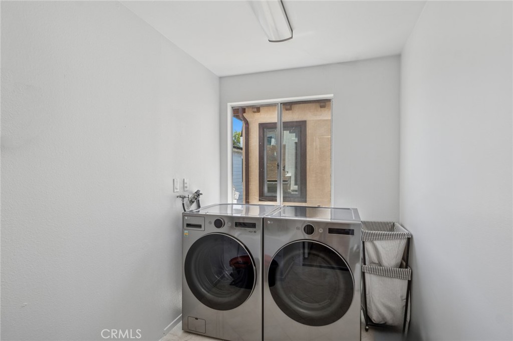 1a04cb92 14b9 49e9 B3dd D3d73e32888f