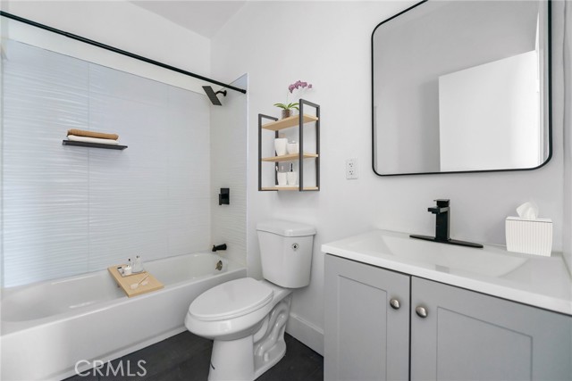 Detail Gallery Image 5 of 13 For 2626 E Anaheim, Long Beach,  CA 90804 - – Beds | – Baths