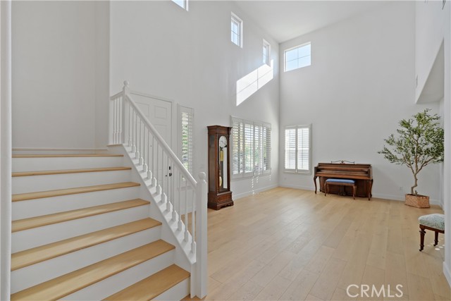 Detail Gallery Image 18 of 74 For 35987 Corte Renata, Murrieta,  CA 92562 - 5 Beds | 4 Baths