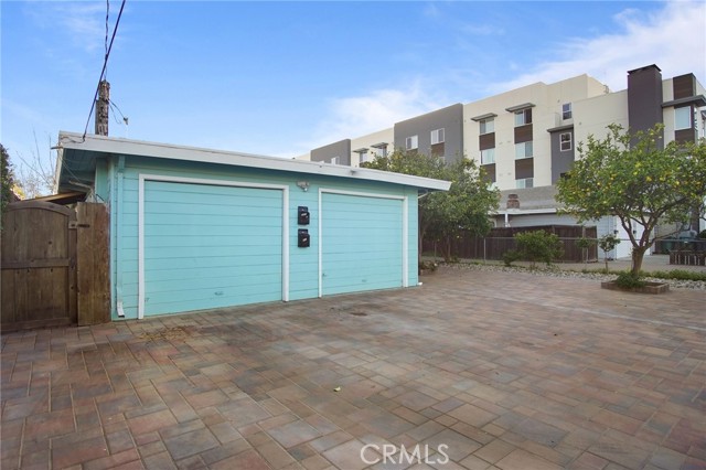 Detail Gallery Image 1 of 1 For 2852 Blenheim Ave, Redwood City,  CA 94063 - 5 Beds | 2 Baths