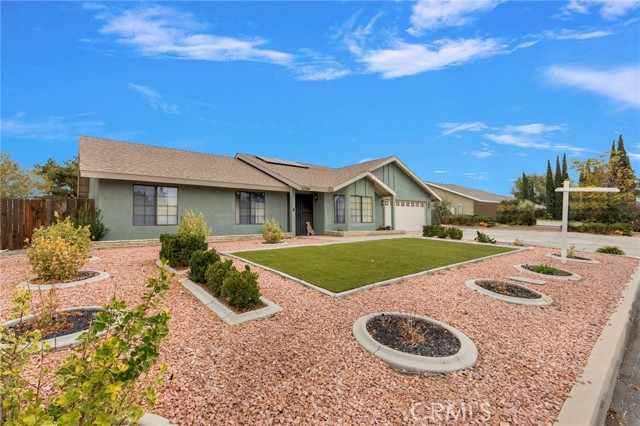 11359 Courtside, Victorville CA: https://media.crmls.org/medias/1a0600d4-9722-4f61-9f29-81c1b4d00ed7.jpg