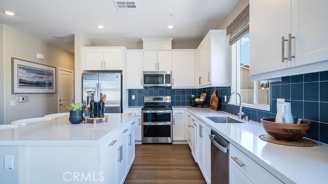 27327 Fiddle Lane, Menifee CA: https://media.crmls.org/medias/1a06441b-a9d1-48fe-a0e8-12b2c3af2d26.jpg