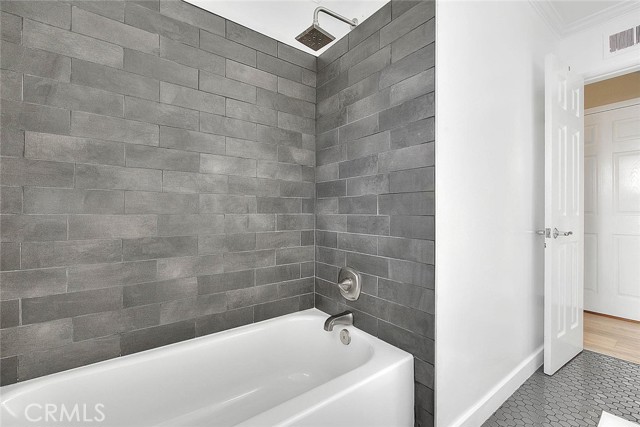 Detail Gallery Image 29 of 43 For 2149 W Cris Ave, Anaheim,  CA 92804 - 4 Beds | 2 Baths