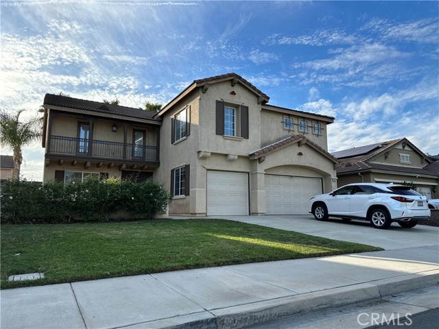 7297 Cobble Creek Dr, Eastvale, CA 92880