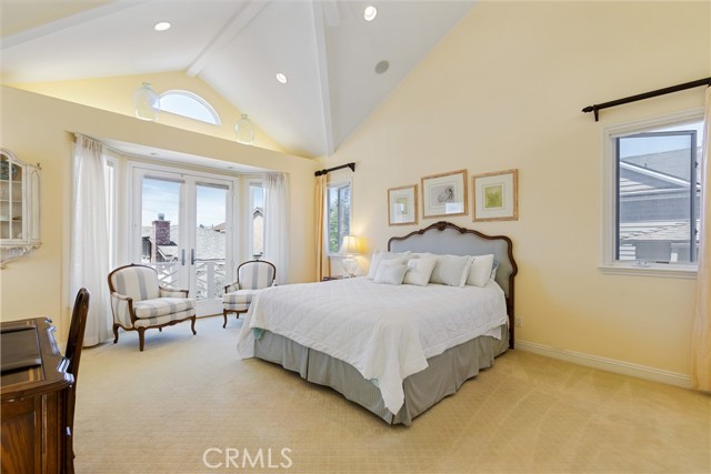 Detail Gallery Image 17 of 27 For 320 Apolena Avenue, Newport Beach,  CA 92662 - 3 Beds | 3/1 Baths