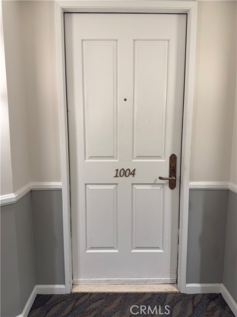 850 E Ocean Boulevard, Long Beach CA: https://media.crmls.org/medias/1a08ca89-2f1c-455d-a677-0e246a9d87b1.jpg