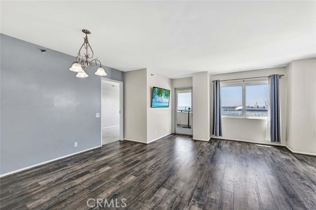 Front Image Thumbnail for CROC25256173