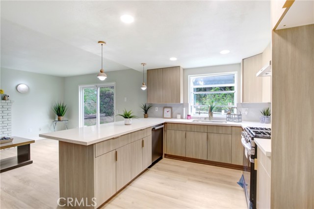 15015 Aqueduct Lane, Chino Hills CA: https://media.crmls.org/medias/1a0b0cb6-0775-4b1f-ae29-e10135a406da.jpg