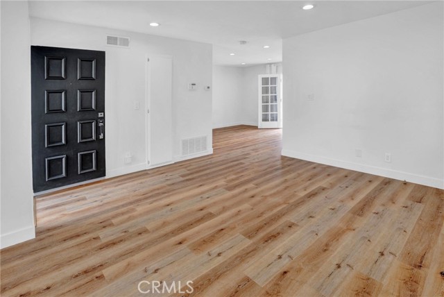 Detail Gallery Image 2 of 25 For 4723 Norwich Avenue, Sherman Oaks,  CA 91403 - 3 Beds | 2 Baths