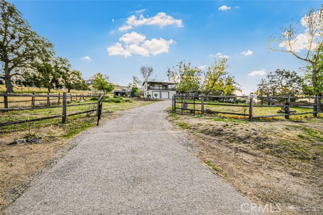 Detail Gallery Image 34 of 34 For 30617 Buckskin, Tehachapi,  CA 93561 - 4 Beds | 3 Baths