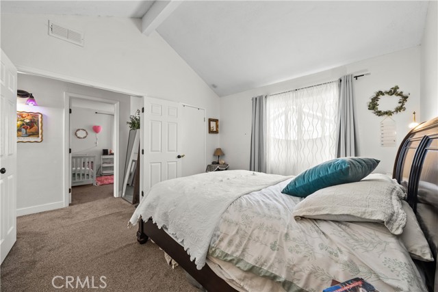 26905 Flo Lane, Canyon Country CA: https://media.crmls.org/medias/1a0b5a1e-4826-4d8e-9d12-7c125e49fce6.jpg
