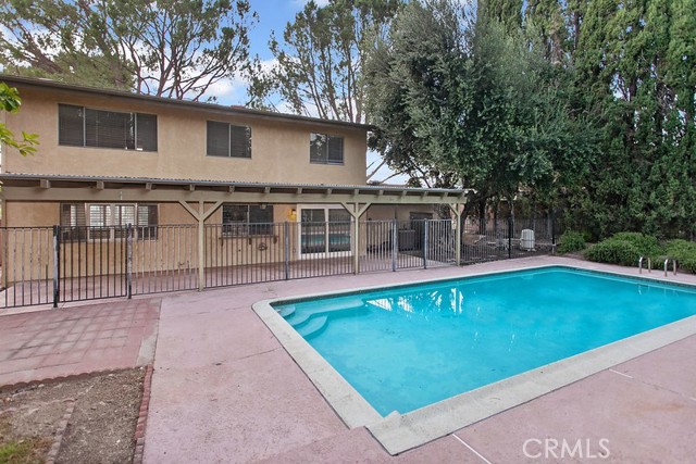 Detail Gallery Image 13 of 15 For 7280 Darnoch Way, West Hills,  CA 91307 - 4 Beds | 3 Baths